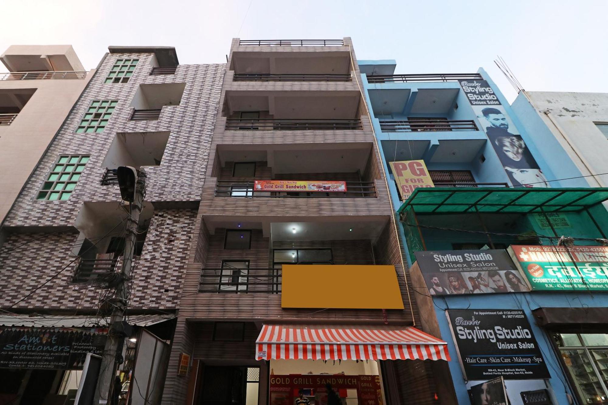 Oyo Triage Home Stay Noida Esterno foto