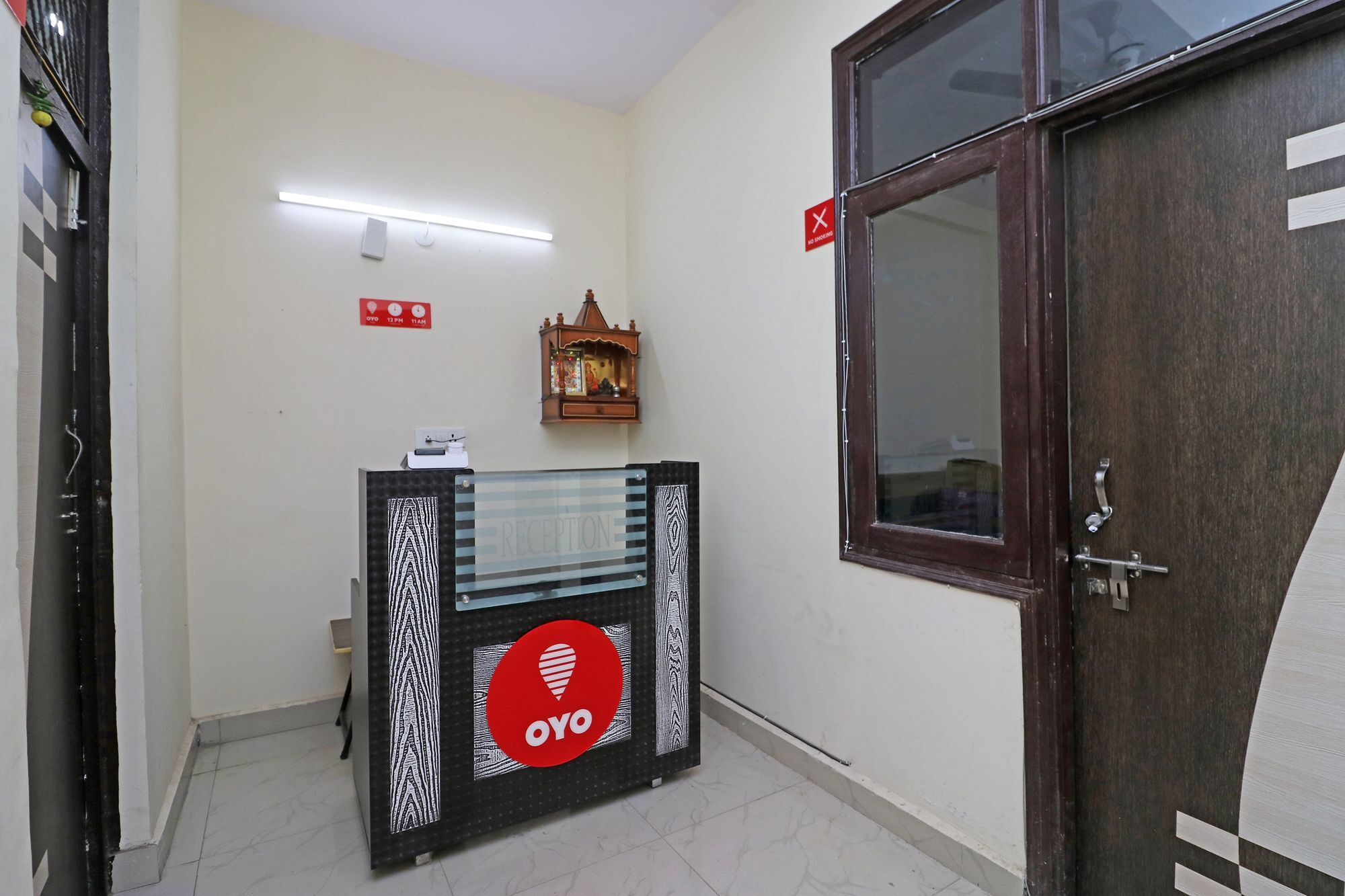 Oyo Triage Home Stay Noida Esterno foto